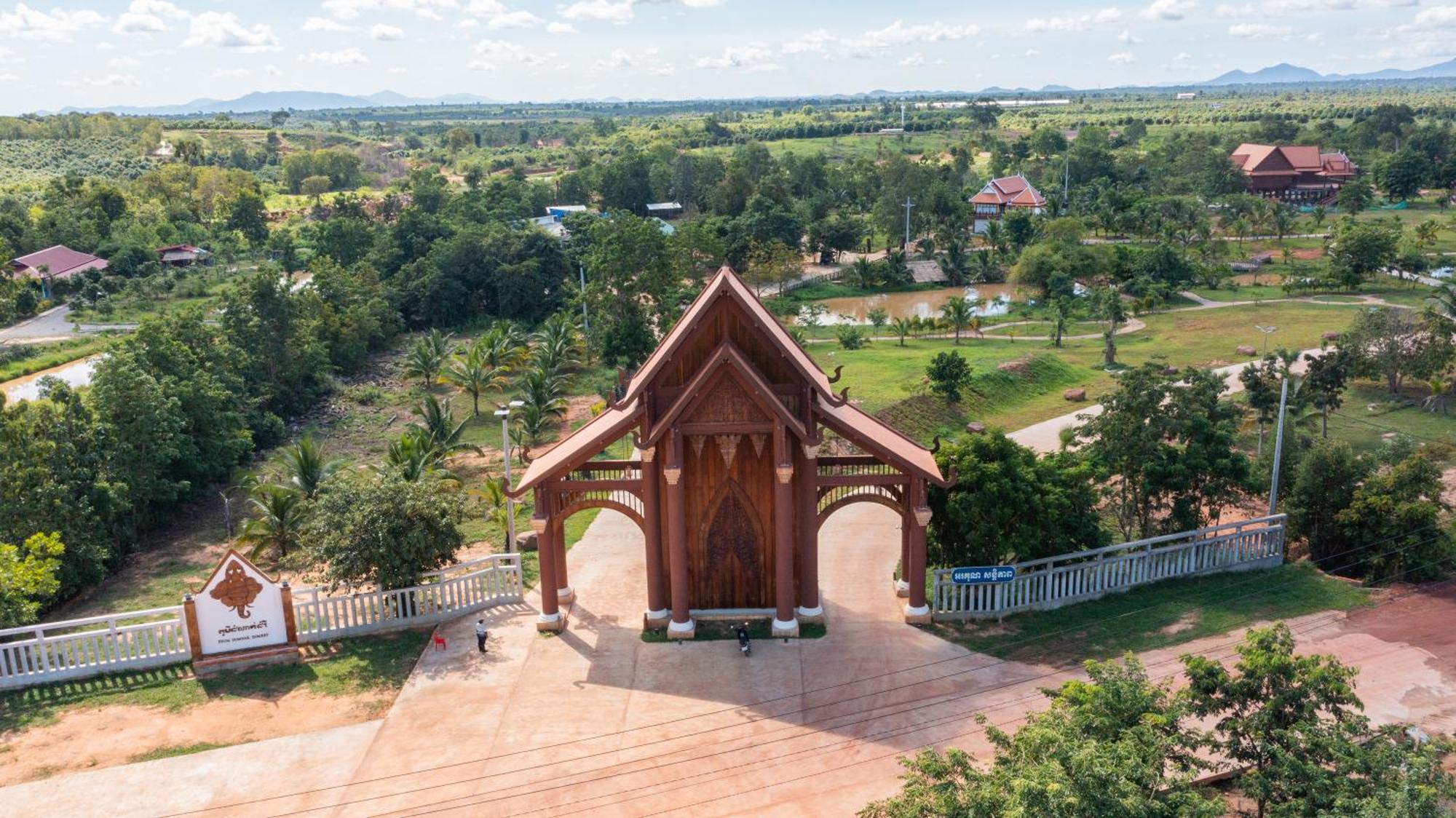 Phum Domnak Domrey Resort Chambok エクステリア 写真